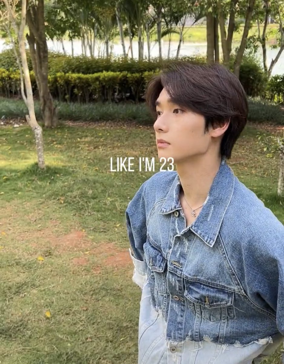 หล่อมากโคตร หล่อจนล้ม ㅠㅠ 

<a href="/naninenai99/">Nine 👑</a> 
#นายท่านกรชิต #INTO1Nine