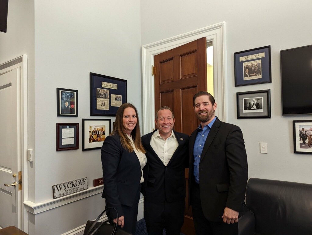 Thank you <a href="/RepJoshG/">Rep Josh Gottheimer</a> for meeting with our advocacy ambassadors to discuss emergency preparedness and McKesson’s work during the pandemic!