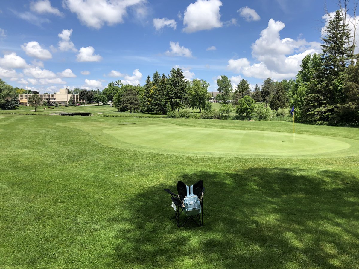 nancy_orr's tweet photo. Yep this is my vantage point today as a witness to any hole in one at the @stratfordchambr annual golf tournament @scc1913 hole #10. https://t.co/2iSLqTHkLg