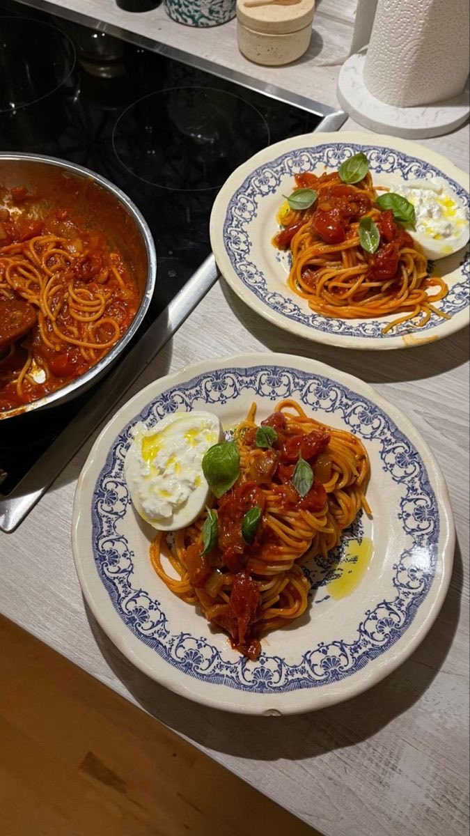 SelectOutfit's tweet photo. italian date https://t.co/ZVrdDKDkV5