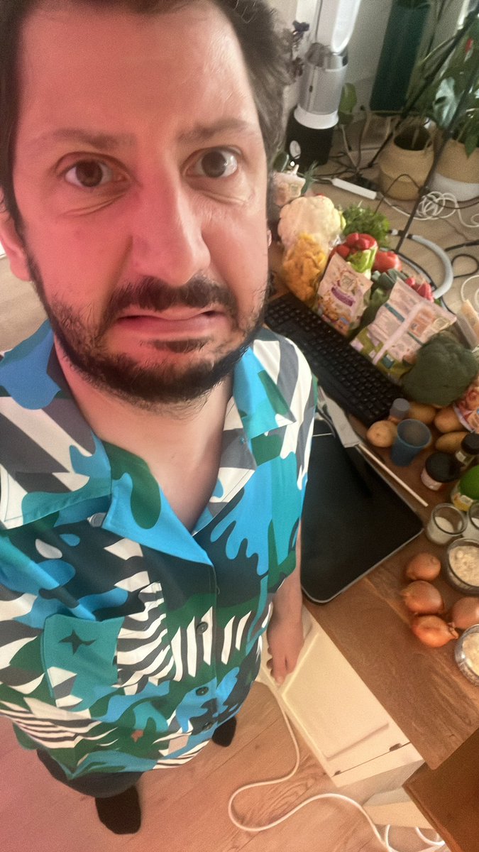 Je suis assez inquiet de mon live cuisine à 20h avec <a href="/Alex_Rosenfeld/">Alexandra Rosenfeld</a> et #jardinbio_etic car toutes les recettes que j’ai prévu, je les ai jamais réussi….