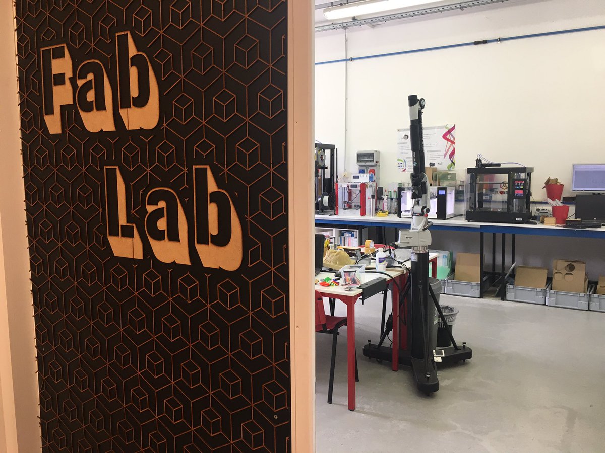 mvav08's tweet photo. Comme le laissait entendre l’affiche, cette 1re édition a permis de tester une double #MachineABulles made in Ardennes. 🫧🫧🫧🫧🎡
Pour la réaliser, nous avons eu la bonne idée de pousser les portes de l’@ei_sine et de son fameux #FabLab >> https://t.co/AM1Yqq8qfd https://t.co/RGf2mnMrOF