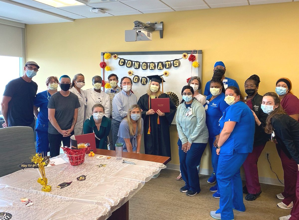 BaptistHealthJx's tweet photo. GRADitude: Due to her recent cancer diagnosis & treatment that requires hospitalization, Jenny wasn't able to attend her college graduation. Jenny's care team on Weaver 6 threw a surprise celebration - complete w/ her family, friends & even her college professor! 🎓 #BaptistProud https://t.co/2jyBKL8bbO