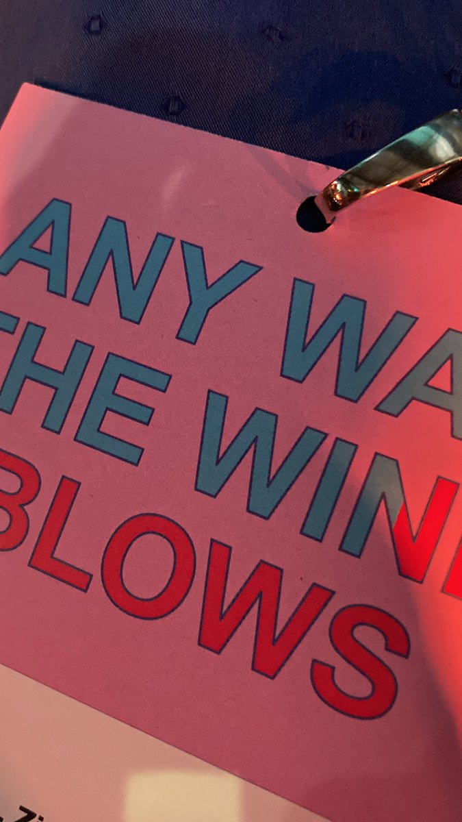 Sehr spannend! Lehren aus dem Informationskrieg: Vortrag gerade eben von Bernhard Pörksen auf der #rp22 #ukraine 1. Weisheit der Kommunikationspsychologie politisch nutzen 2. Desinformation vorab begegnen 3. Medienbildung ernst nehmen und von unten betreiben #Medien #Journalismus