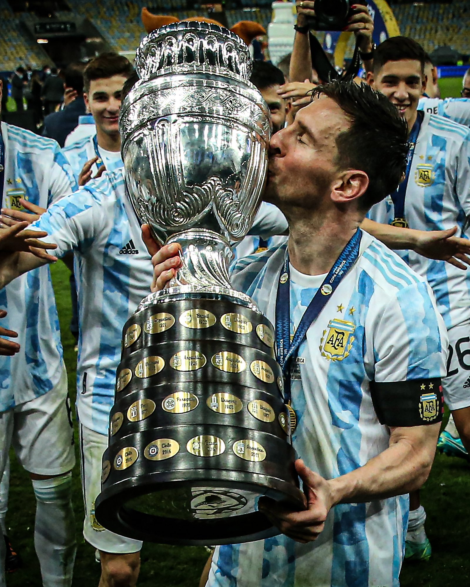 Goal Argentina Will Receive An All Or Nothing Documentary From Amazon Prime Showing Their 21 Copa America Win And Path To The World Cup T Co 0ktgxjy4ma Twitter