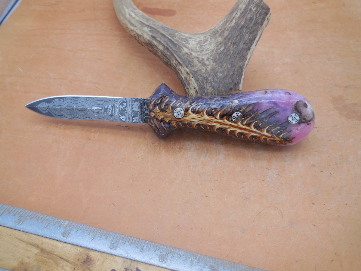 Ericsknives's tweet photo. Excited to share the latest addition to my #etsy shop: Custom Damascus Oyster/Clam Shucker with Pinecone in resin Handle and Mosaic pin https://t.co/ImBwCIjnIo #wood #customknives #campknife #chefknives #huntingknives #fishingknife #hunting #oysterknife #damascus https://t.co/EAH6PsmRbi