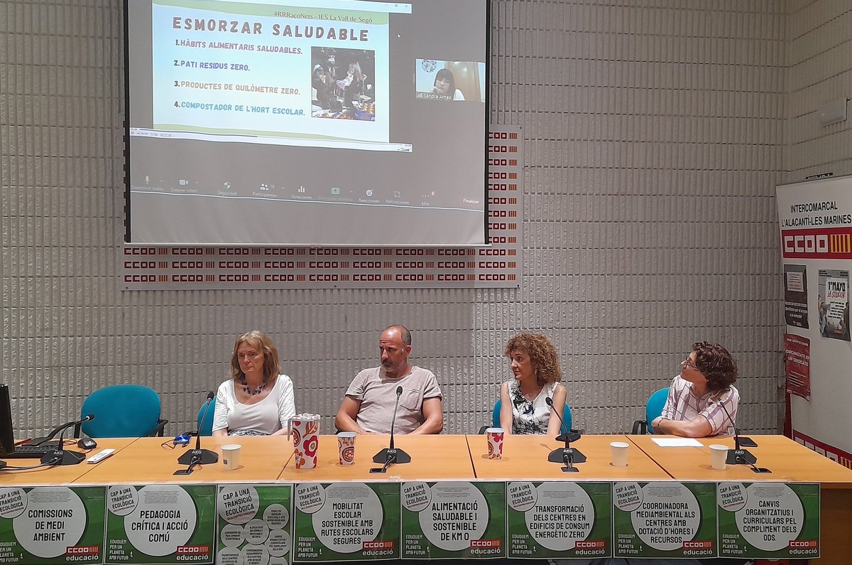 educacio_ccoopv's tweet photo. Continuem coneguent les diferents activitats i experiències de centres de primària i secundària de tot el PV per educar, concienciar, actuar i sumar a la lluita contra al #canviclimàtic #EmergenciaClimàtica ...moltes d'aquestes facilitades per #teachersforfuture #liniaverda https://t.co/4FSYb5QnNh