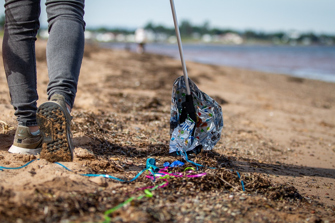 DivertNS's tweet photo. A big THANK YOU to everyone who does their part to keep our beaches and waterways free from litter. There is some amazing work happening in #NovaScotia on this issue, including the work done by Scotian Shores  and Nova Scotia Beach Garbage Awareness, to name a few. 👏 https://t.co/RIm6vxp9cQ