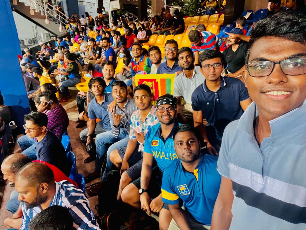 HannanMunas's tweet photo. @OfficialSLC #CheerForLions https://t.co/EnkhbSHm4K