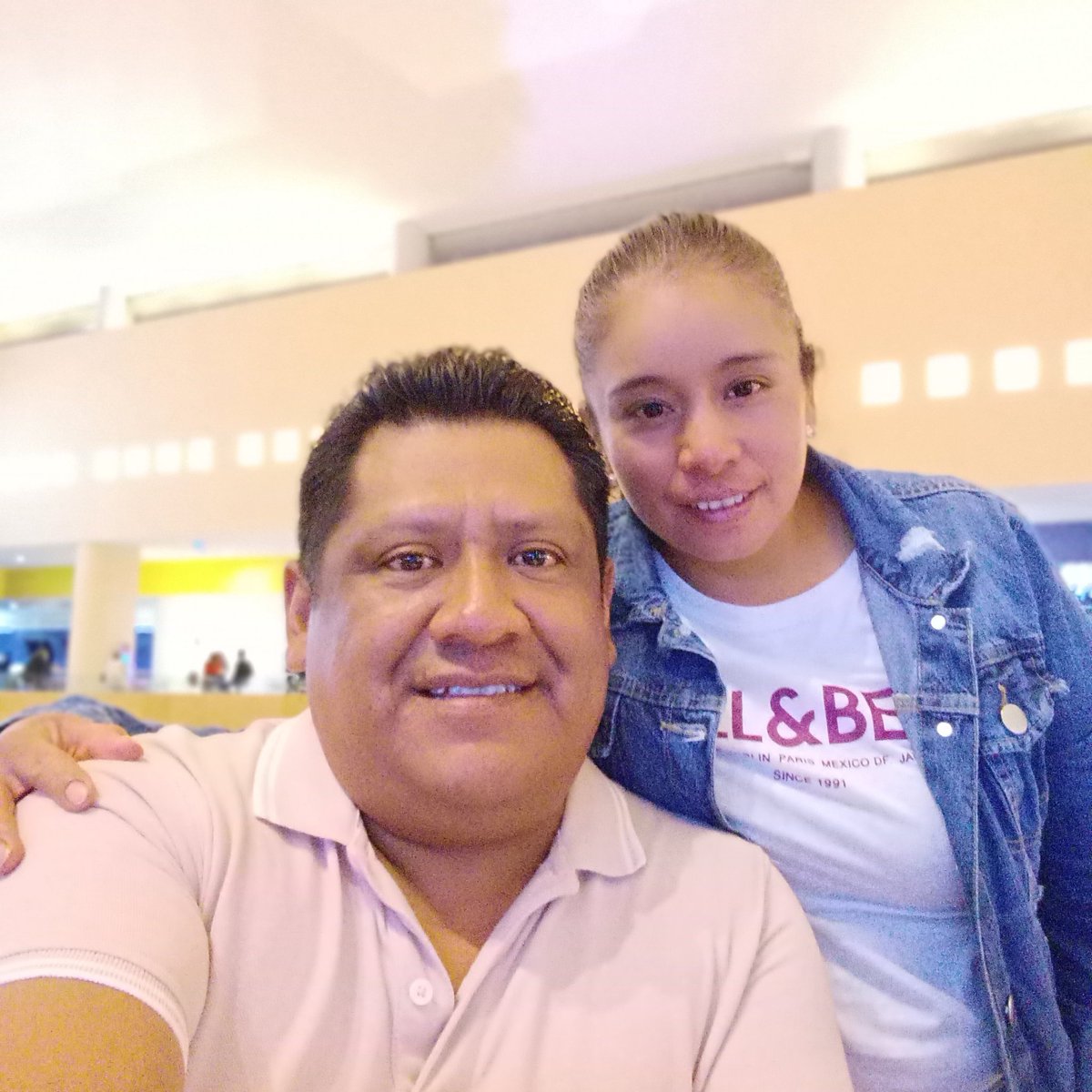 cuautle_zamora's tweet photo. Vivir juntos es una bendición de Dios ! https://t.co/uf4cHBqVaQ