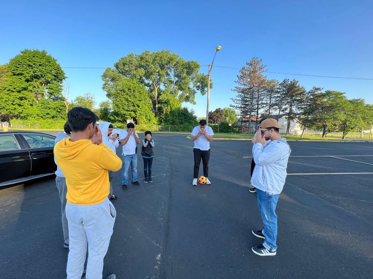 AMC_Albany's tweet photo. Khuddam and Atfal from AMC Albany travelled to Fitchburg, MA and took part in the Regional Ijtema. They excelled in many competitions, Alhamdolillah!
#Brotherhood #youth #Competition #sports #islam #ahmadiyyatthetrueislam #connectionwithgod #albany #Fitchburg https://t.co/yd2KDAwmYm
