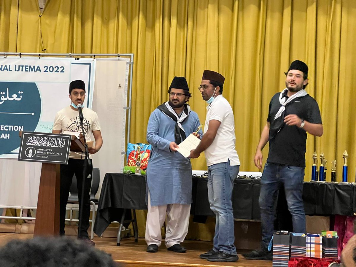 AMC_Albany's tweet photo. Khuddam and Atfal from AMC Albany travelled to Fitchburg, MA and took part in the Regional Ijtema. They excelled in many competitions, Alhamdolillah!
#Brotherhood #youth #Competition #sports #islam #ahmadiyyatthetrueislam #connectionwithgod #albany #Fitchburg https://t.co/yd2KDAwmYm