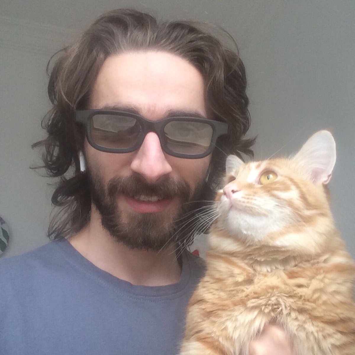 jeyhun_md's tweet photo. Surprisss🤩
Me &amp; my cat Dodi😍😻

#NFTs #nft #nftart #nftcollectors #opensea #OpenSeaNFT https://t.co/GKAHBHVWGp
