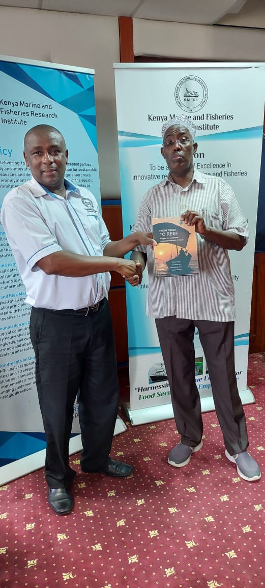 1/2 During the UN #WorldOceansDay2022 on June 8th 2022 Mr. Kassim Farra SA represented PS SDFA&BE- Dr. Francis Owino in celebration hosted at KMFRI. The celebrations involved a book launch, beach cleanups, media engagement, webinar attended by over 150 participants.