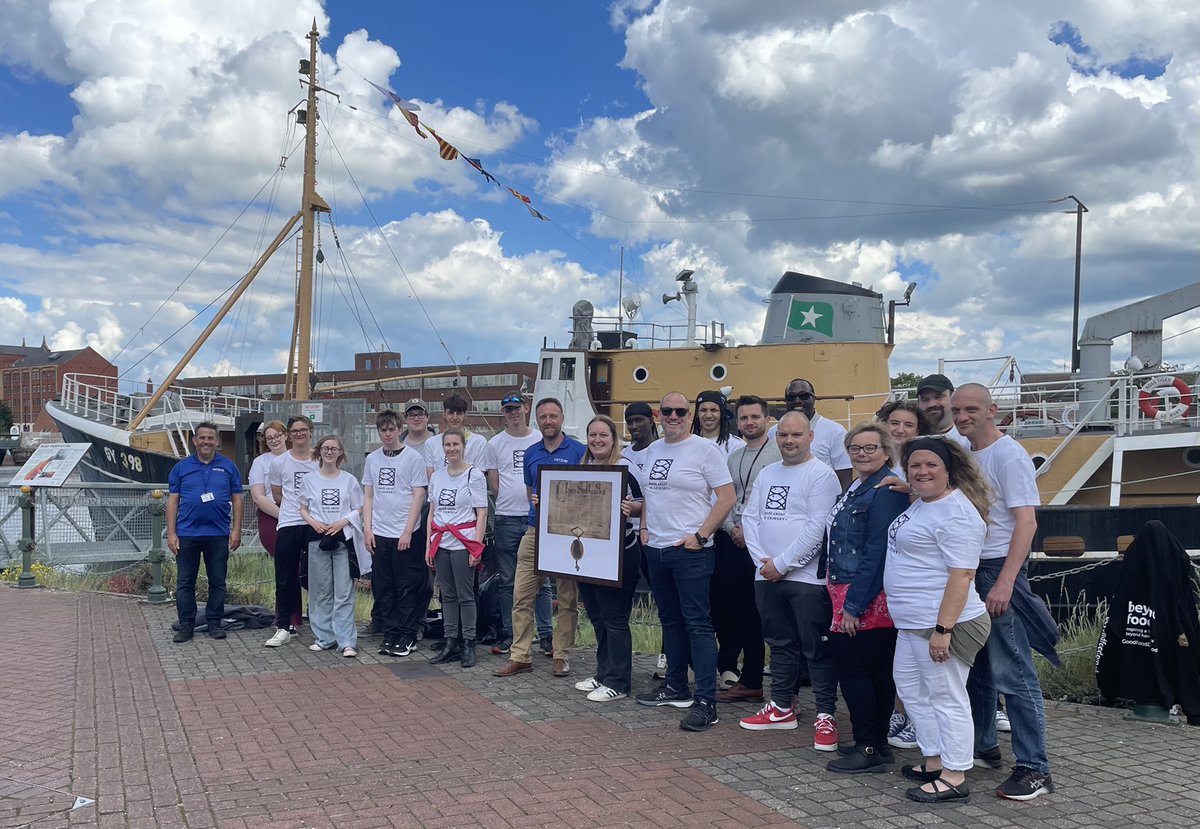 Today @beyondfooduk and @CatZeroOfficial travelled up to the Grimsby Fishing Heritage Centre to hand over a copy of the @FishmongersCo oldest surviving Royal Charter, marking the company’s 750th anniversary. @grimsbyfishnear #GoodFoodDoingGood #inspiringfutures