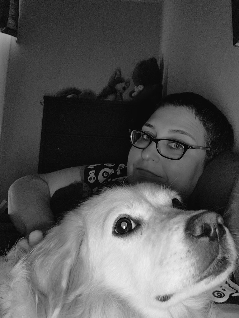 BeebsJoy's tweet image. My #ThunderBuddy.  I love the sounds of storms but Ronin is always terrified, so I get some snuggle time anytime there is a storm.  #NCweather #CorgiCrew #RescueDogs #AdoptDontShop #corgimix #corgimom #RainRainGoAway