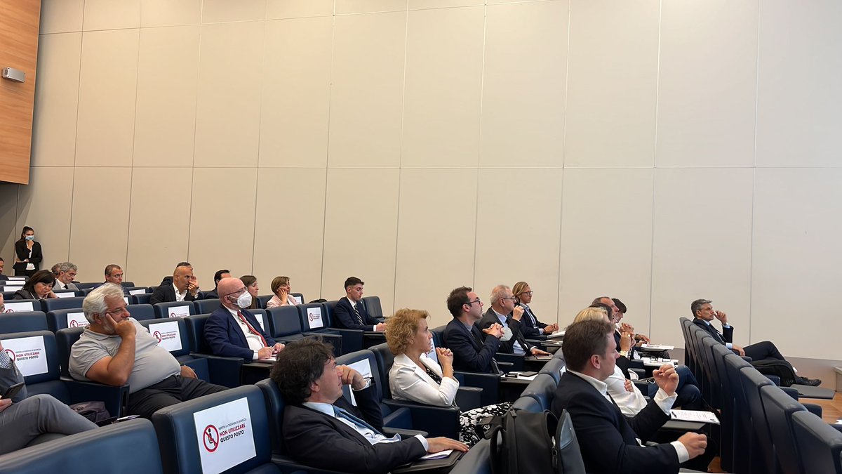 EEM Ecosystem meeting in Milan ⬇️

🌿#REPowerEU #RenovationWave #FitFor55 
🌿Consumer appetite for #greenmortgages
🌿SME perspective &amp; integrated platform
🌿#EnergyEfficiency simulator &amp; #EUTaxonomy