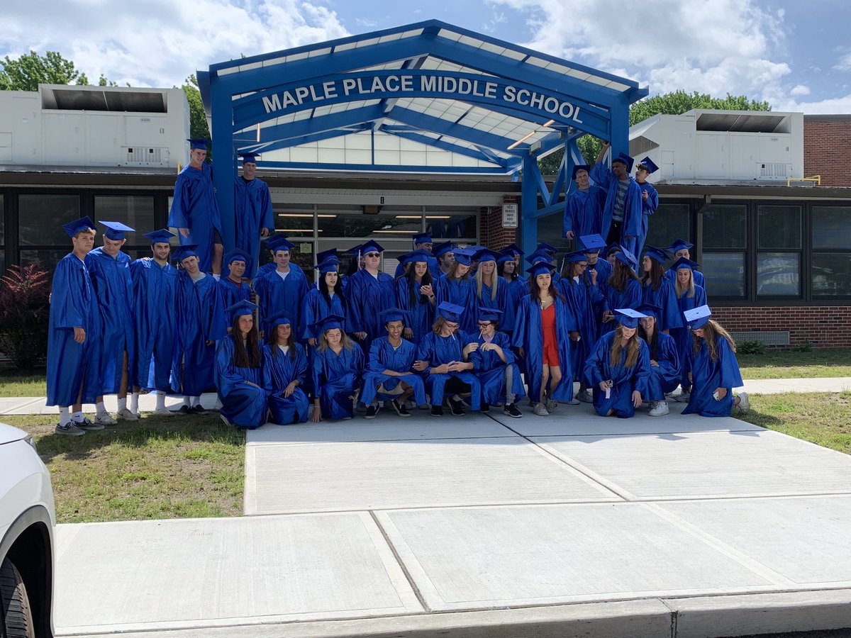 Megan Bonett tweet media