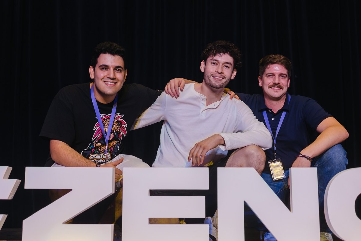 ZenconHackathon's tweet photo. The $20,000 of "The world of Web 3.0/Tools & Infrastructure" Challenge was won by the team "Data Link". The team focuses on incentives for data sharing and credential verification in the chain. #zencon #hackathon #mexico #areyouin https://t.co/N0O2Dme1um