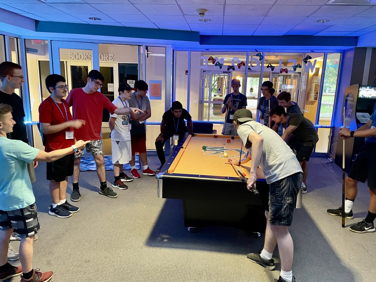 scrantonvoc's tweet photo. High school young men- Join us for Quo Vadis Days 2022 this summer at Marywood University. 

For more information, visit https://t.co/AKtXhPePe5. https://t.co/zl94qRaWZv
