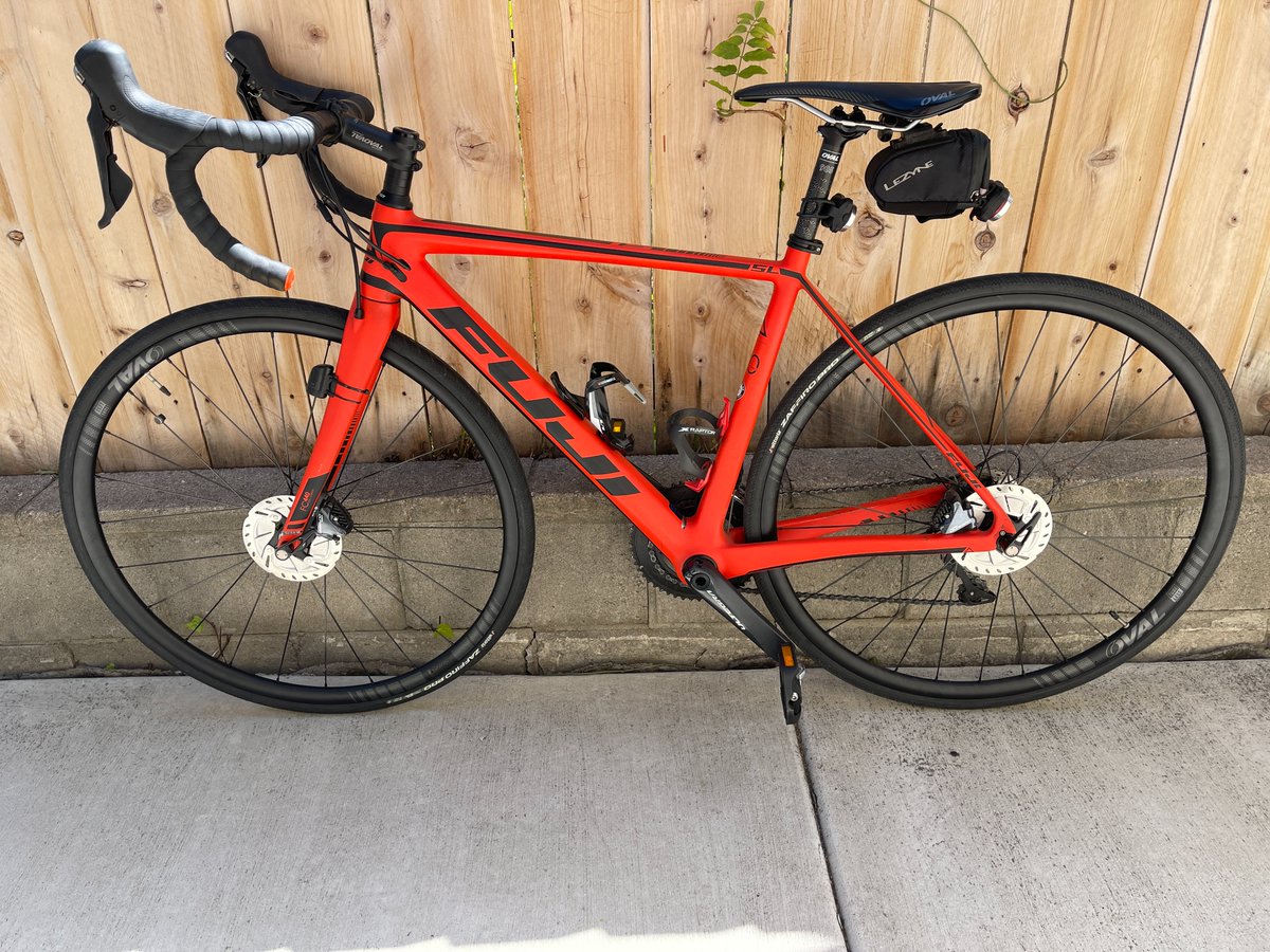 spinlister.com/rides/38564-bi… Looking to upgrade your #roadride this weekend? Check out this newly-listed rig in #sandiego if you want to make your #weekendride extra fun #spinlister #bikeshare #sharingeconomy #bikeride #biketravel #onlinerentals #bikerentals #ridebikes
