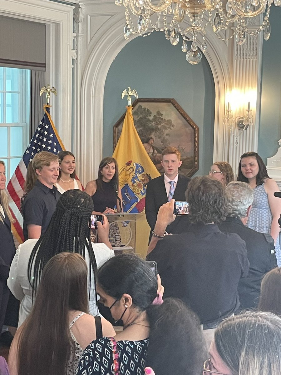 3rd-place winner in the middle school category: Congratulations to The Fantastic Plastics, Howell Twp. Middle School South, Howell Twp. Public School District!  #NJStudentClimateChallenge <a href="/HowellTwpMSS/">Howell MS South</a> <a href="/HowellTwpK8/">Howell Township K-8</a> @dgianelos #RecyclePlasticFilm <a href="/FirstLadyNJ/">Tammy Murphy</a> <a href="/DrumthwacketNJ/">Drumthwacket</a>