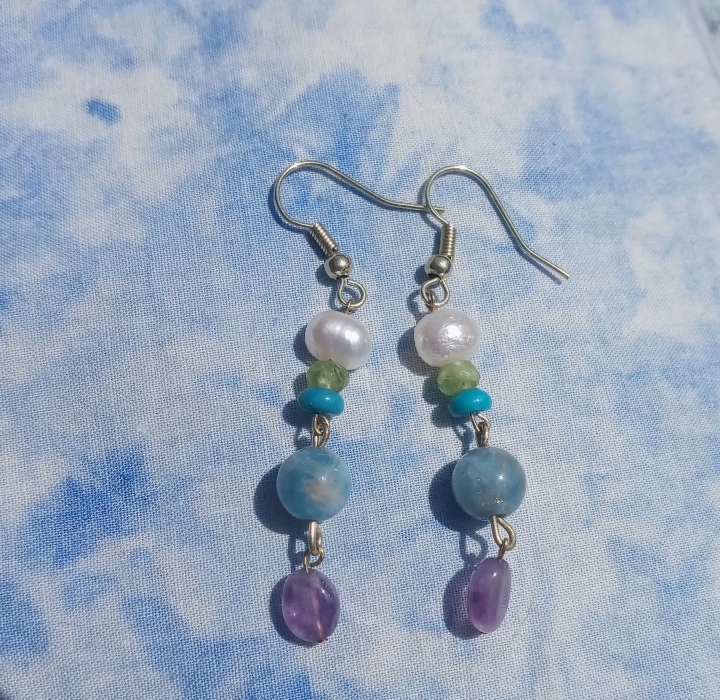 frennchsoda's tweet photo. 🐚 The Malynda Collection 🐚
Every single piece features beads from my friend's mother's jewelry-meant to carry a piece of her and in her memory. 31 pieces, each named after and meant to invoke the spirit of a Floridian beach, a place Malynda loved being.

https://t.co/vjnBbk9oOG https://t.co/MFhj29mSho