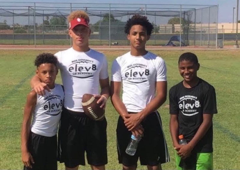 Look at this crew from back in the day @QBDwilliams1 @SpencerRattler @jalendaniels_ @Devonddampier @elev8academy @quarterbackmag all D1 qbs -future D1 qbs. Let's go!