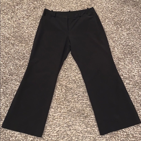 TweeterPSexton's tweet image. So good I had to share! Check out all the items I'm loving on @Poshmarkapp #poshmark #fashion #style #shopmycloset #worthington #judyblue #lularoe: posh.mk/XdJGL55FHqb