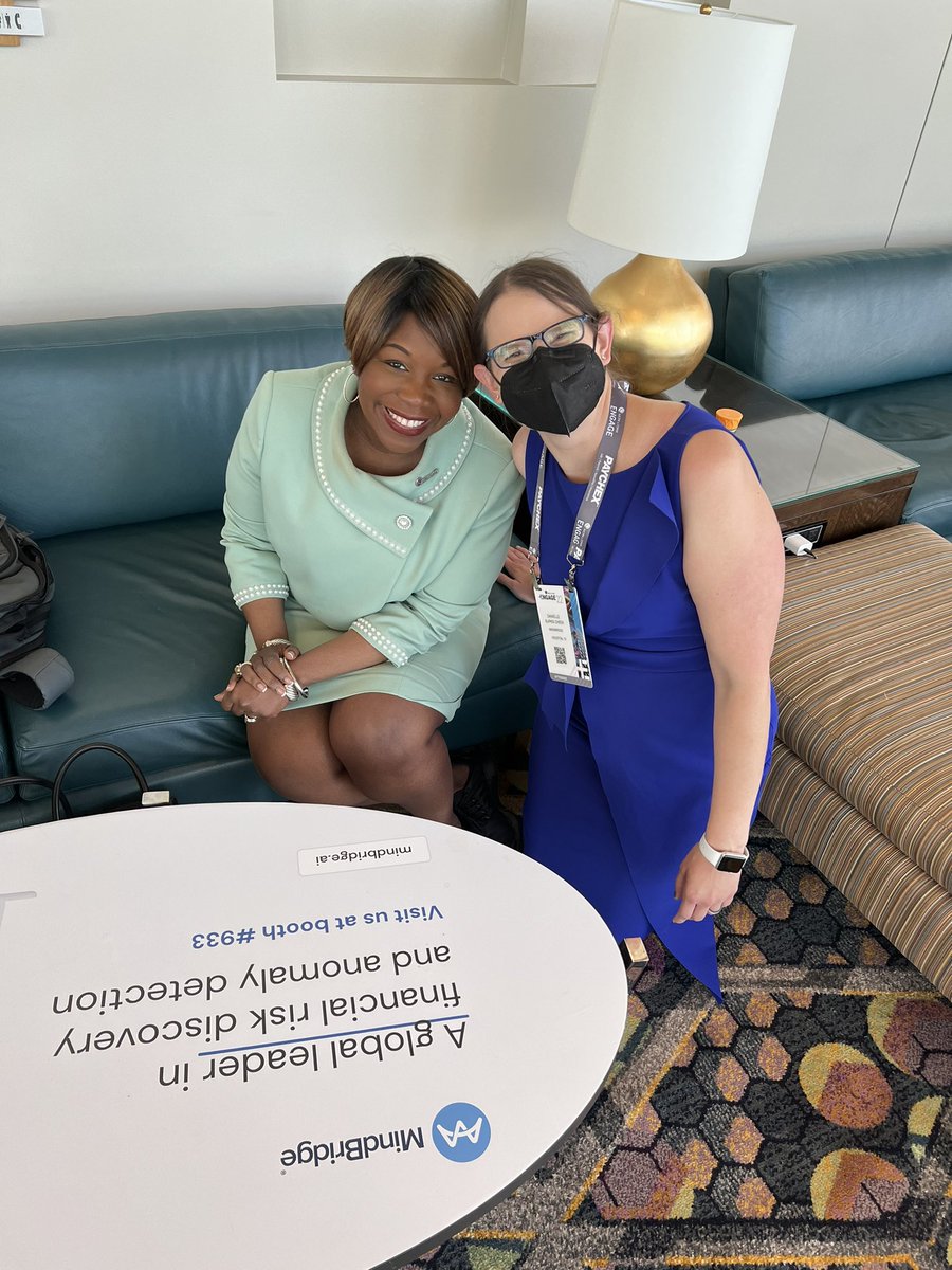 What you don’t see are  the snacks and hotspots with the table being put to good use <a href="/kellisontaylor/">Kimberly EllisonTayl</a>  #Engage22