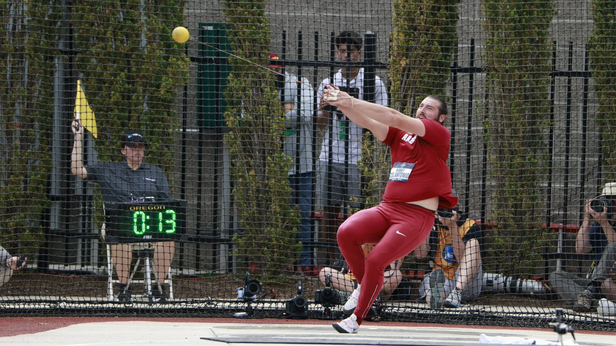 AlabamaTrack's tweet photo. Bobby Colantonio Jr. advances to the finals of the @NCAATrackField hammer throw w/a toss of 71.24 meters through his first three attempts.
#NCAATF #BamaThrows #RollTide https://t.co/cyRL7idMfx