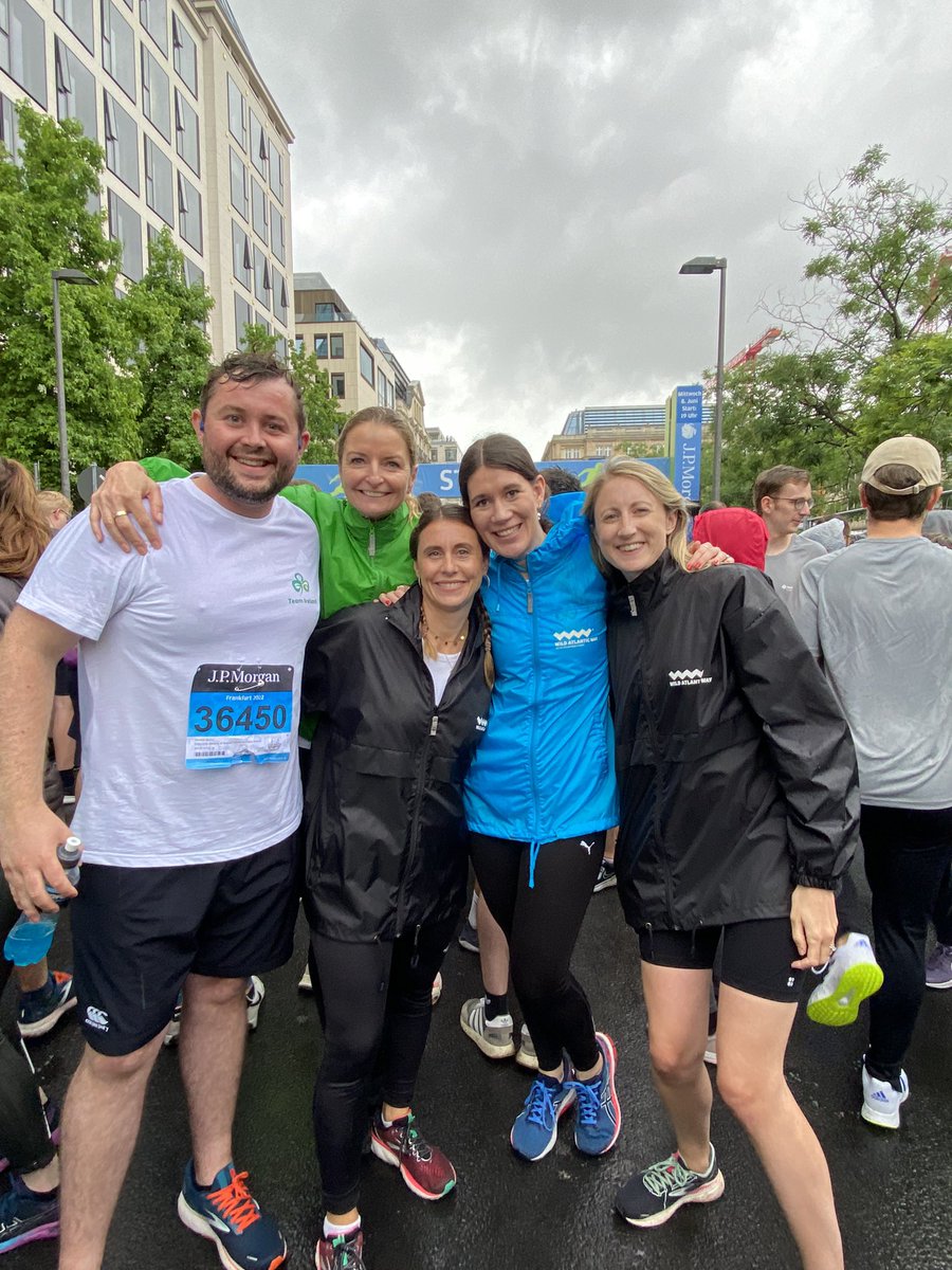 Team Ireland 🇮🇪 ☘️ 

@IDA_Europe <a href="/IDAIRELAND/">IDA Ireland</a> <a href="/TourismIreland/">Tourism Ireland</a> <a href="/IRLinFrankfurt/">Consulate General of Ireland, Frankfurt am Main</a>