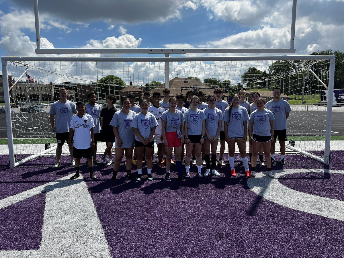 BEASTGIRLSOCCER's tweet photo. Two great days to start camp! Shoutout to @BEastBoysSoccer and their players/coaches for helping with the 3-8 graders and their hard work in their sessions. Great turnout so far, looking to continue to get better tomorrow and Friday! https://t.co/zHWkjNSBfU