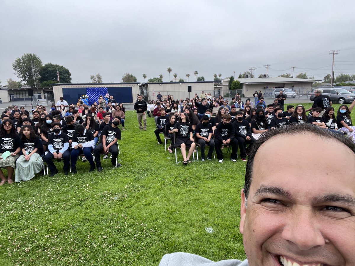 Patrick Henry School tweet media