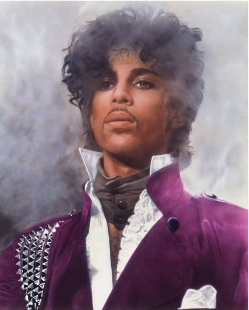 POWERANGELBABY's tweet photo. #Angelsrforever โค๏ธ I Loveeeeee You #Prince Happy Birthday ๐ #RobinPowerRoyal
https://t.co/anyQMwns5b https://t.co/X1jA1SrqkN
