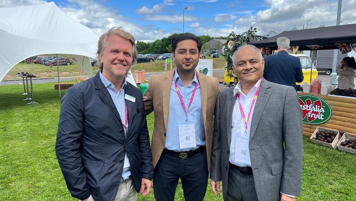 Chris White tweet media