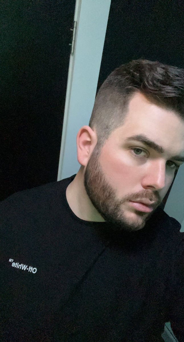 Guess I have to do a face reveal ??? Here is my face that you have never seen before. I’ve hidden it for so long, that even my profile picture has never had my face in it. I feel so liberated and free now.