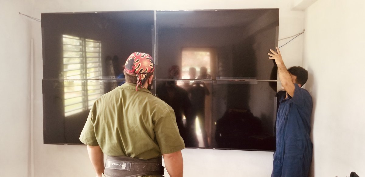 infoGEOcuba's tweet photo. Esta semana #infoGEO está en @Ecovida_Pinar en el montaje de la Sala Situacional prevista 🛠🪛🧰🖥🖥🖥🖥
@igtcuba @AMA_CUBA @CITMATELOficial @XETID2 @PNUDCUBA @citmacuba https://t.co/SX70r2Yddb