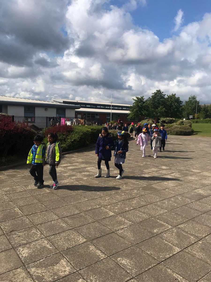 BroomhousePS P3 tweet media