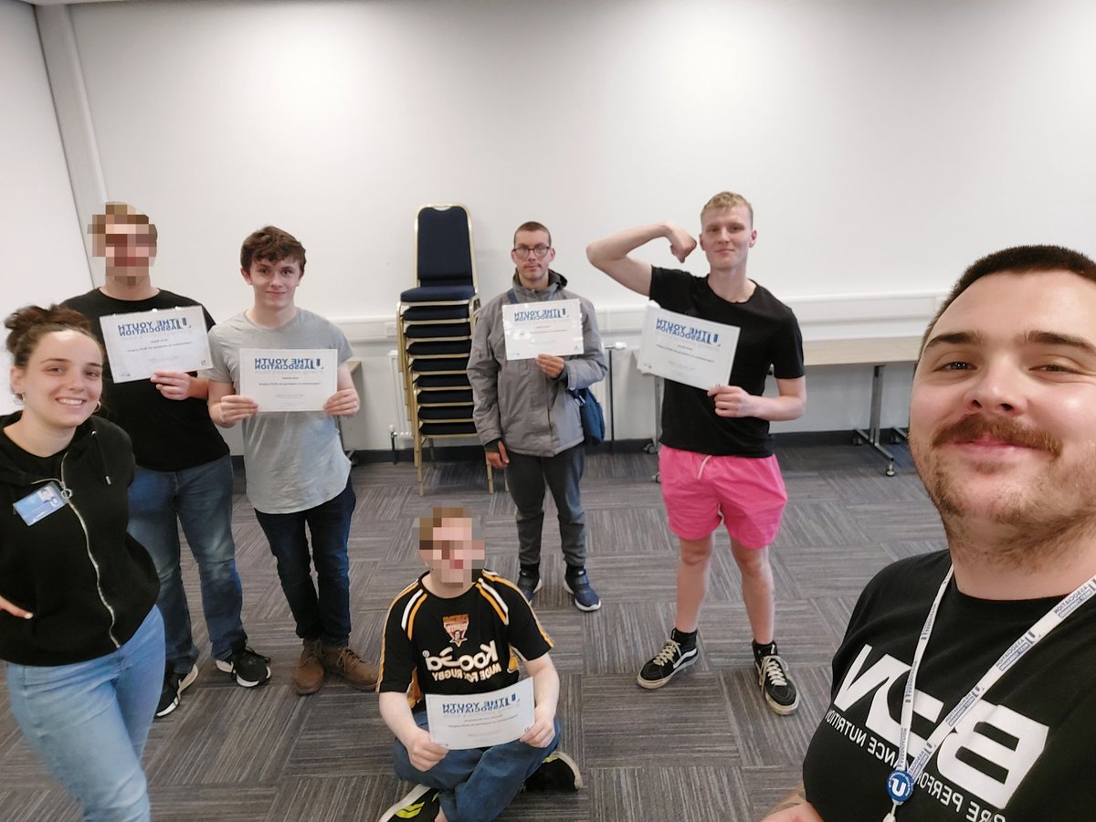 YouthAssocUK's tweet photo. Tonight we bid farewell to our Wednesday SELPH squad 👋
It's been great to see the lads complete their 16 week SELPH journey 💪
Well done on all the hard work you've put in 👊
#SELPH #mentalhealth #groupwork #youthwork https://t.co/R2s7zHgFxY