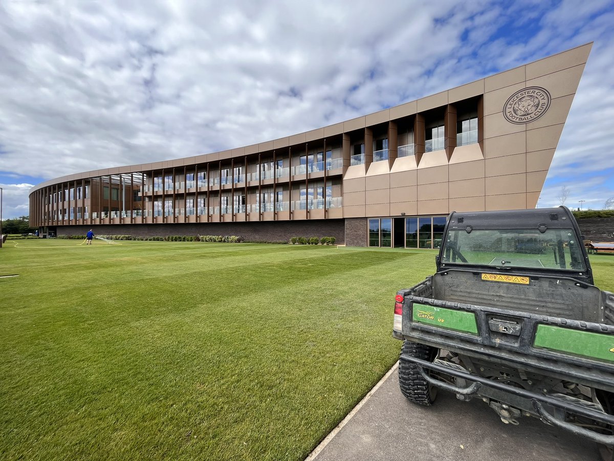 bradders137's tweet photo. Great day at @leicestercity new training facility, with @TurfBusiness for the initial Education group meeting.
Some great ideas, what this space.
@SportAtWells @wellscathschool https://t.co/WzT7Pdqe6F