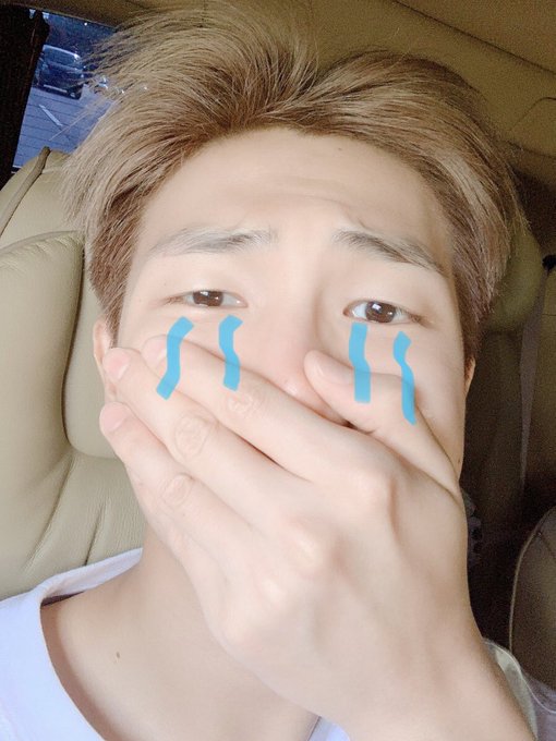 CypherSub's tweet photo. Bir tahmin.

Sıradaki Yoongi notunu okuyunca HYYH yoonkook fanatizmini bir hayat tarzı olarak benimsemiş armyler: https://t.co/FFfuyN011R