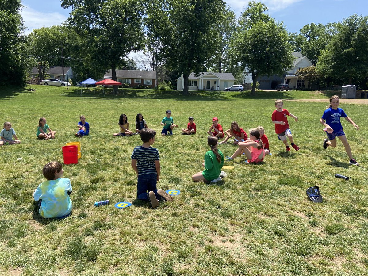 Mrs. Lynch tweet media