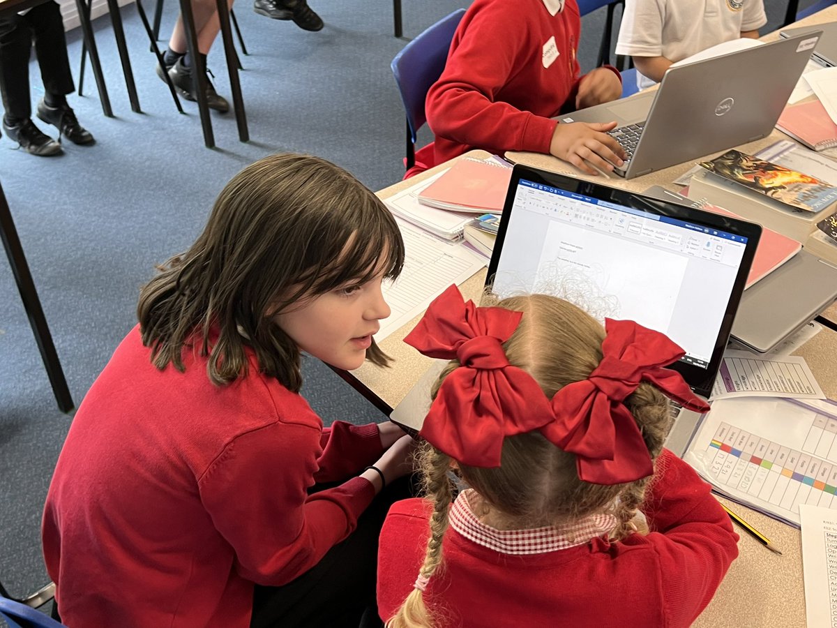 EastMortonCEP's tweet photo. A productive afternoon of subject monitoring with mixed year groups sharing their subject specific learning with their peers @WeAreBDAT #pupilvoice #Subjectdevelopment https://t.co/bTaHogiAuR