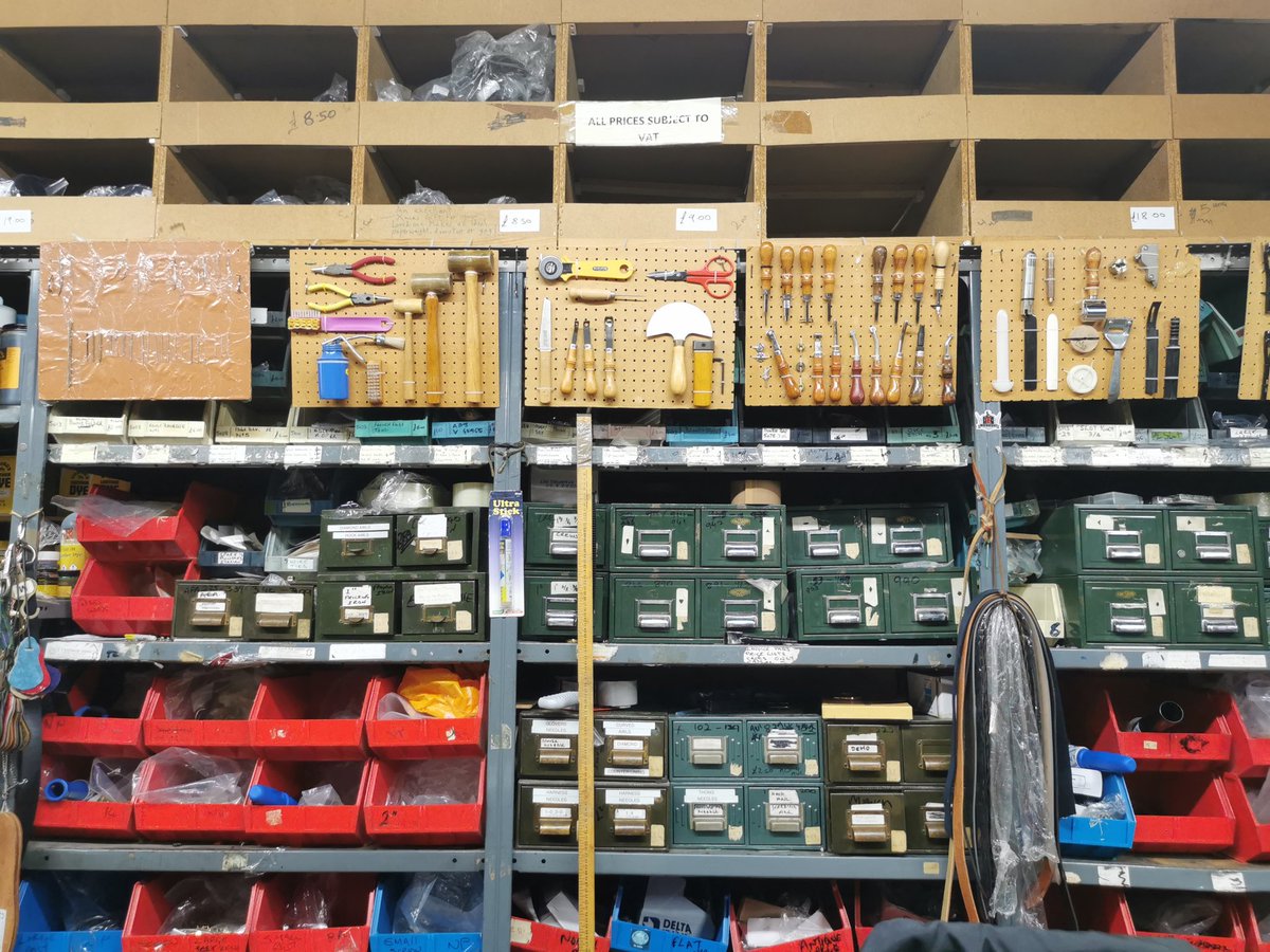 stillyersmith's tweet photo. Leather sample day #pettycashbuyer https://t.co/XwfLfuRdDM