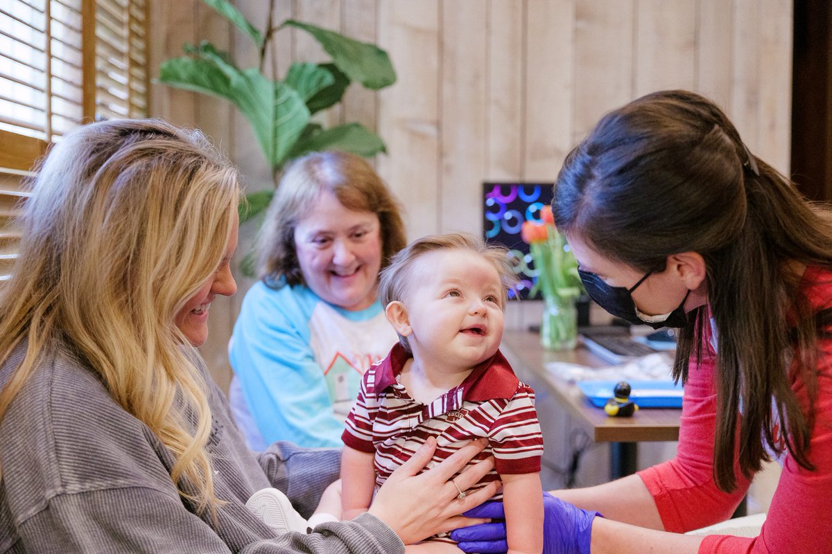MooreMediaGroup's tweet image. Some sweet photos we shot for Milling Pediatric Dentistry last month. Getting good #marketing pics is easy when the subjects are this adorable!