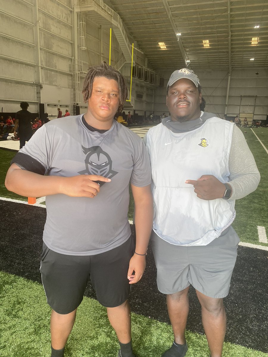Thank you @B_Wash72 for evaluating me at the UCF OL/DL camp. Proud to say that I was in the top 5. @UCF_Football @UCF_Recruiting