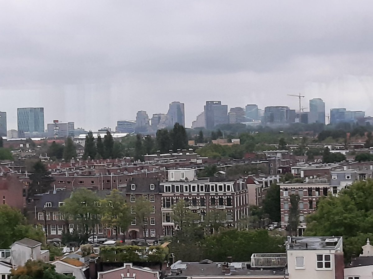 jvanrennes's tweet photo. Voor oud Amsterdamse collega’s. Uitzicht op Zuid-as vanaf Volkshotel.#memoryview https://t.co/b5e18WNZXn