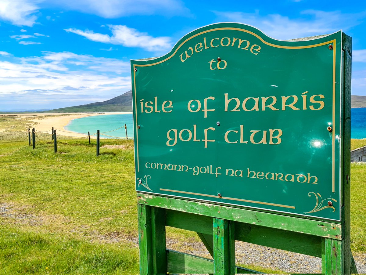 scotsgolfmuseum's tweet image. Wow! THE most stunning setting for a golf course I've ever seen! 9 holes today at Isle of Harris Golf Club AND got to hold the fabled Faldo Fiver! Heaven on Earth! @IsleGolf @NickFaldo006