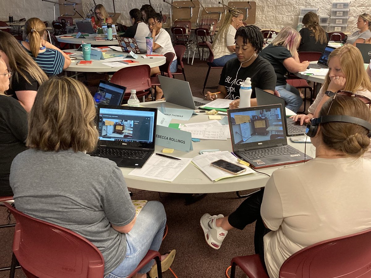kimdennis_10's tweet photo. SBIS refining their craft in Video Coaching: practicing how to provide meaningful feedback that promotes growth for new hires! #cmcssinduction #cmcssengage https://t.co/YadDEu3fKg